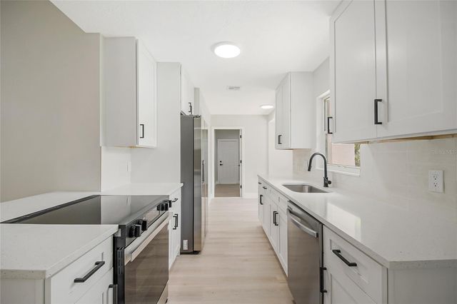 8742 BRACKENWOOD DRIVE, Orlando, FL 32829