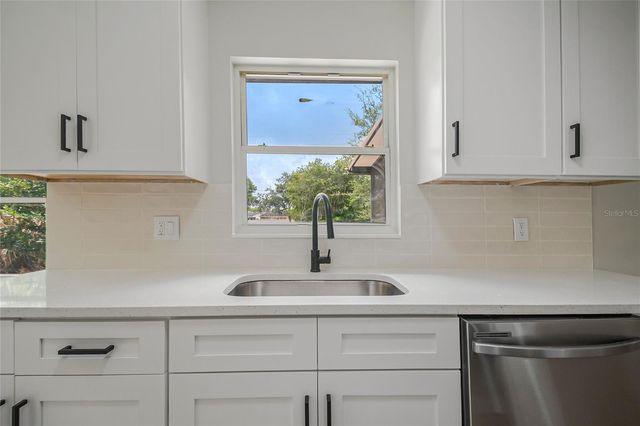 8742 BRACKENWOOD DRIVE, Orlando, FL 32829