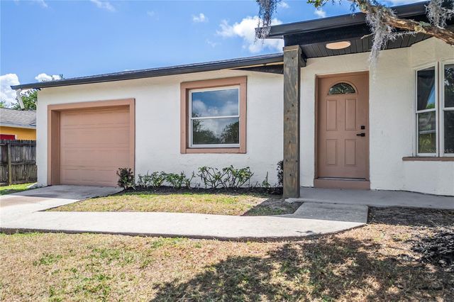 8742 BRACKENWOOD DRIVE, Orlando, FL 32829