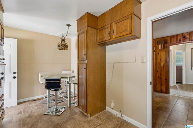 825 SW GOLDWIRE STREET, Birmingham, AL 35211