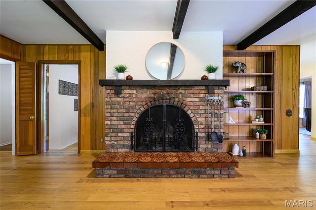 10814 Forest Circle Drive, Sunset Hills, MO 63128