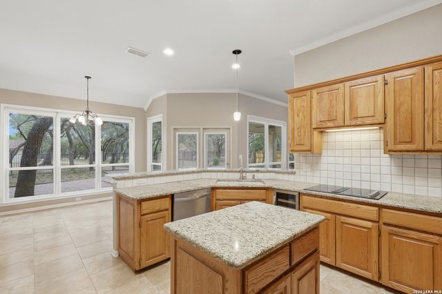 105 Kendall Ridge, Boerne, TX 78015