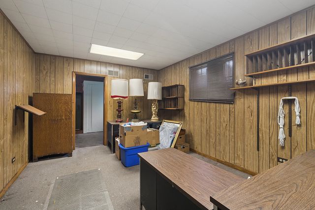 14401 S Hoxie Avenue, Burnham, IL 60633