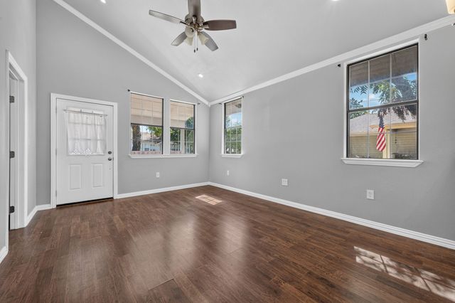 1210 Elmira Street, Weatherford, TX 76086