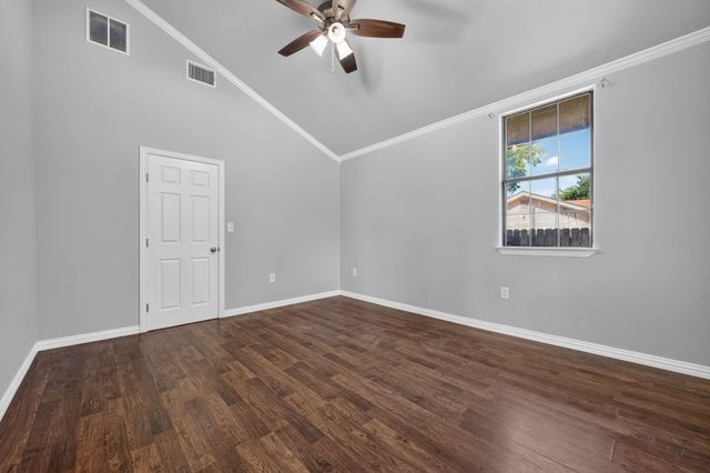 1210 Elmira Street, Weatherford, TX 76086