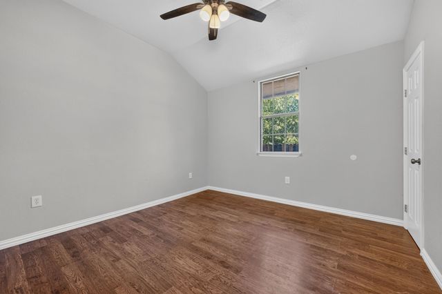1210 Elmira Street, Weatherford, TX 76086