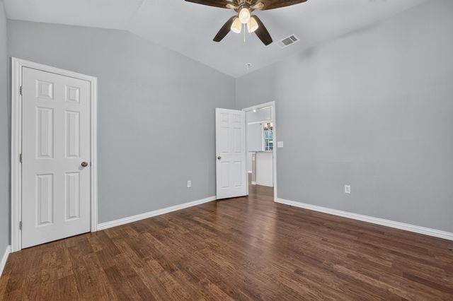 1210 Elmira Street, Weatherford, TX 76086