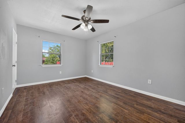 1210 Elmira Street, Weatherford, TX 76086