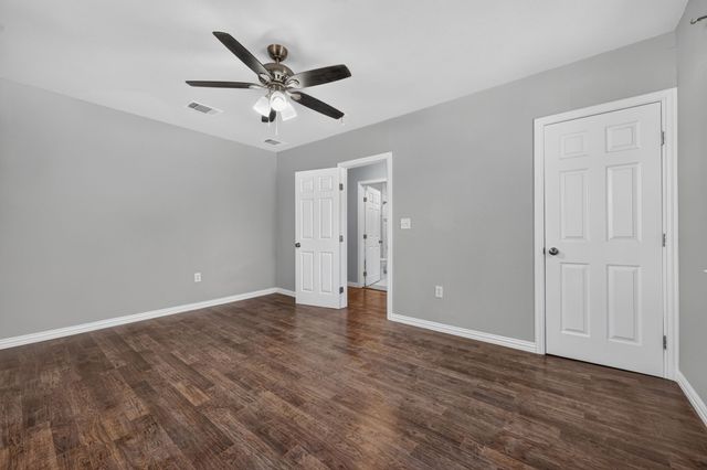 1210 Elmira Street, Weatherford, TX 76086