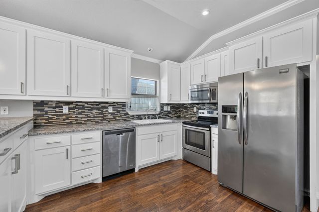 1210 Elmira Street, Weatherford, TX 76086