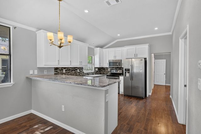 1210 Elmira Street, Weatherford, TX 76086