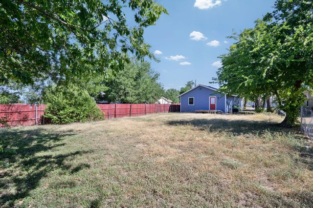 1210 Elmira Street, Weatherford, TX 76086