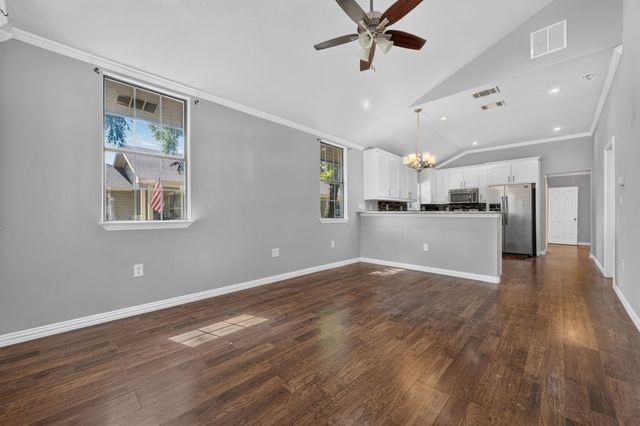 1210 Elmira Street, Weatherford, TX 76086