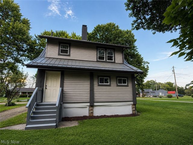 3845 Allendale Avenue, Youngstown, OH 44511
