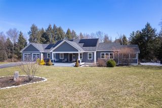 221 Deer Field Acres, Pittsford, VT 05763
