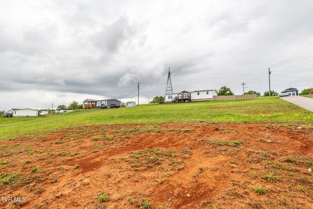 616 Towers Drive, Dandridge, TN 37725