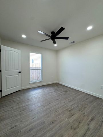 2801 Bowie St, San Angelo, TX 76901