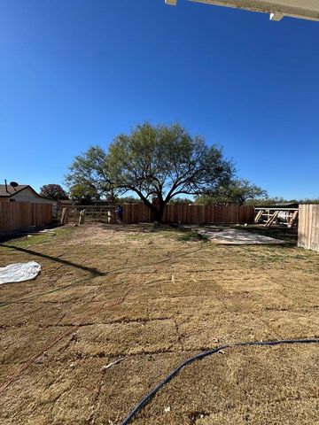 2801 Bowie St, San Angelo, TX 76901