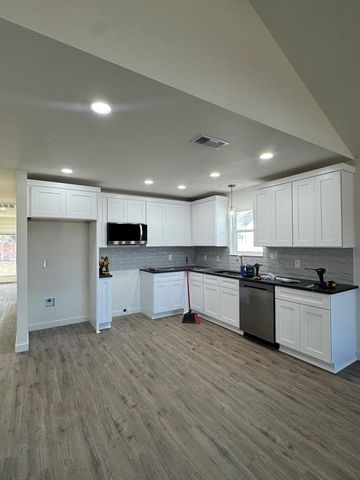 2801 Bowie St, San Angelo, TX 76901