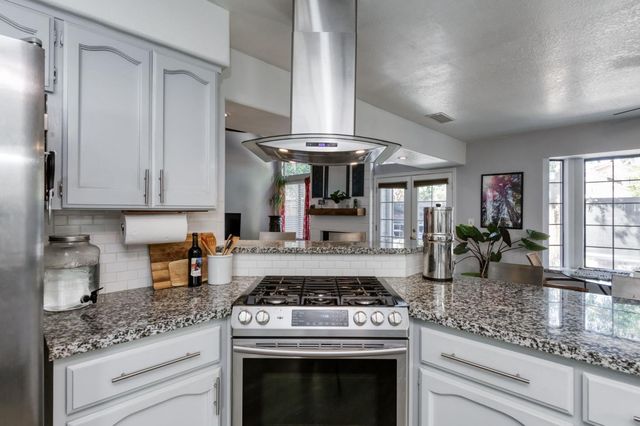 521 E Alluvial Avenue # 102, Fresno, CA 93720