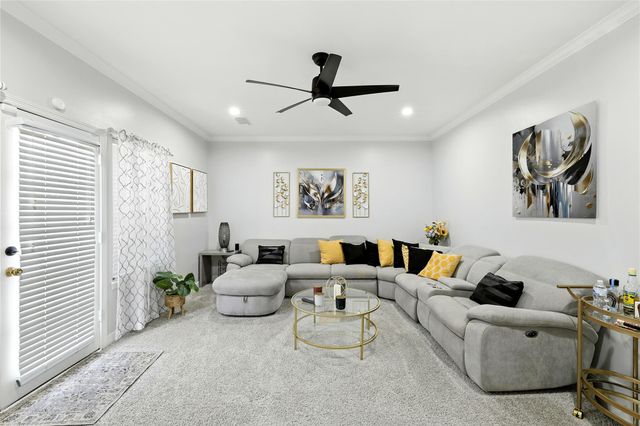 5225 Sagecircle Street S, Houston, TX 77056