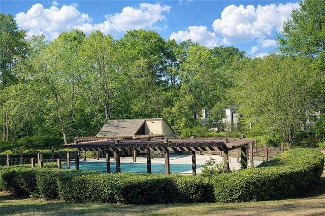 204 Ivy Green Lane SE, Marietta, GA 30067