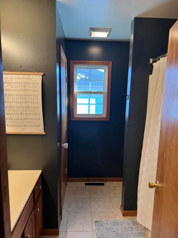 306 W Central Avenue, Wheatfield, IN 46392