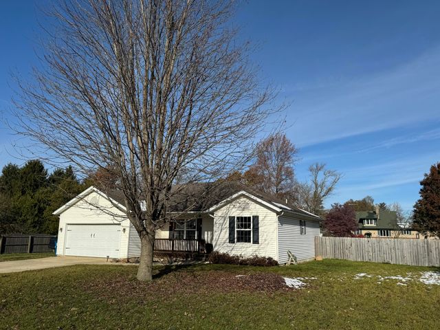 306 W Central Avenue, Wheatfield, IN 46392