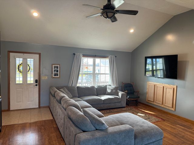 306 W Central Avenue, Wheatfield, IN 46392