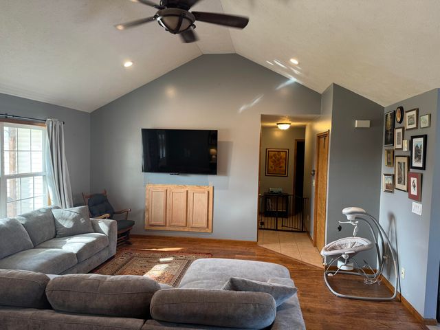 306 W Central Avenue, Wheatfield, IN 46392