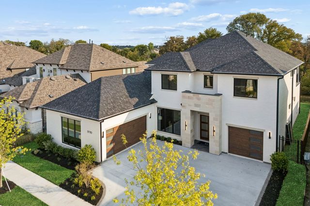 1770 Coopers Hawk Drive, Arlington, TX 76005