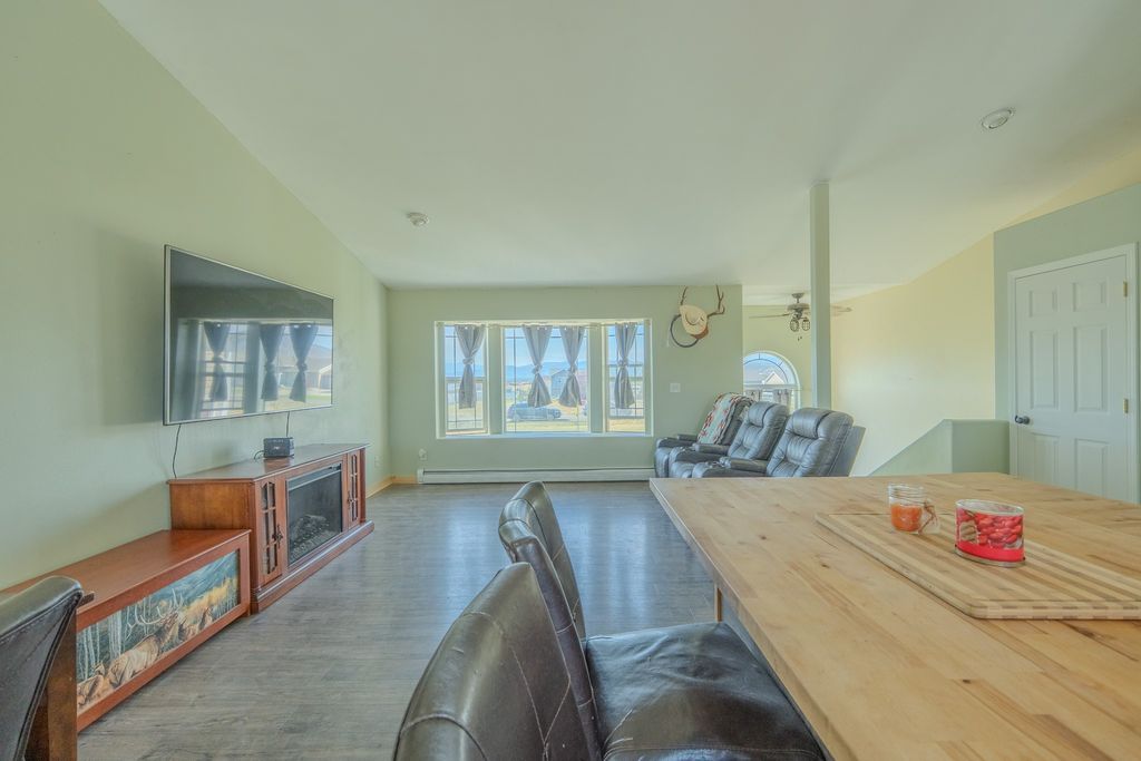 Image 18 of property listing at 870 Star Road, Helena, MT 59602