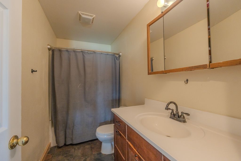 Image 24 of property listing at 870 Star Road, Helena, MT 59602