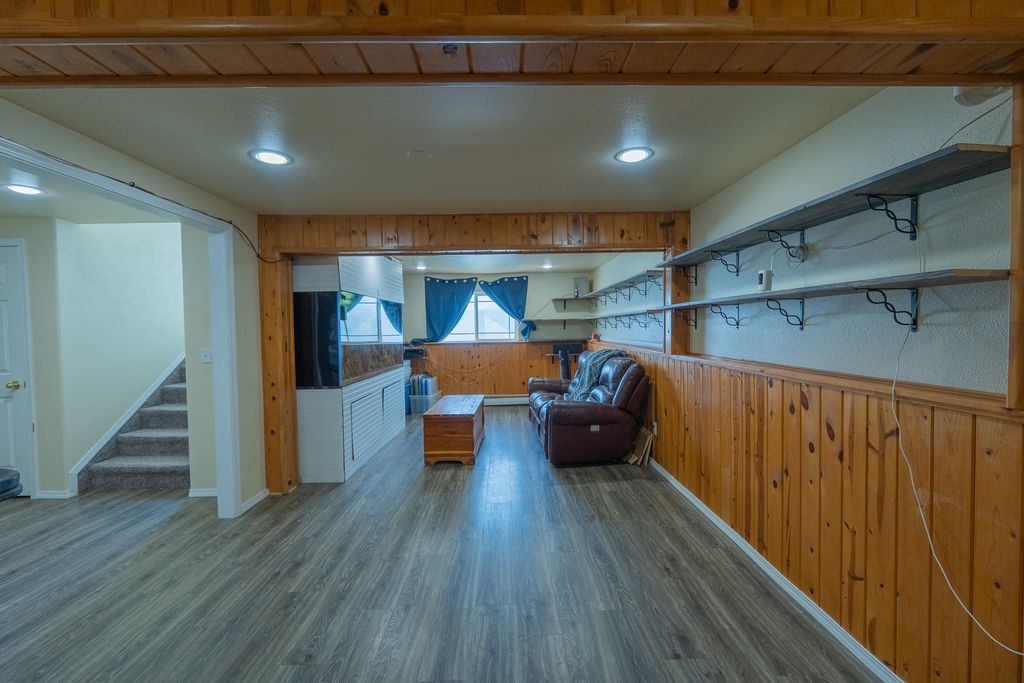 Image 31 of property listing at 870 Star Road, Helena, MT 59602
