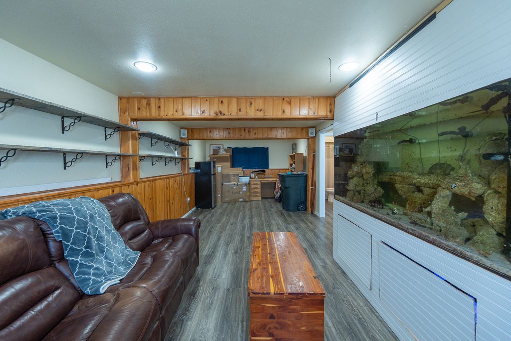 Image 32 of property listing at 870 Star Road, Helena, MT 59602
