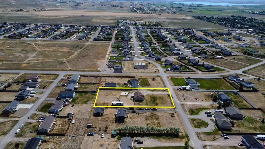 Image 5 of property listing at 870 Star Road, Helena, MT 59602