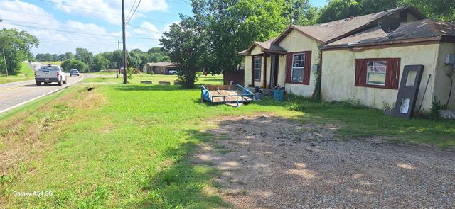 510 S Pecan Street, Bells, TX 75414