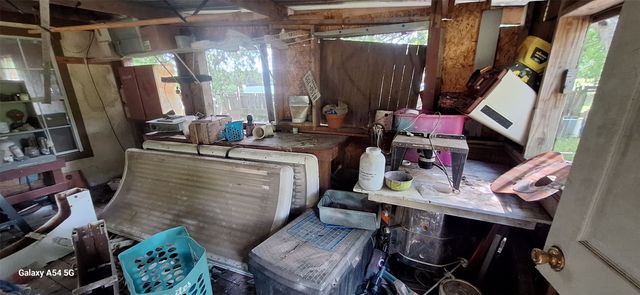 510 S Pecan Street, Bells, TX 75414