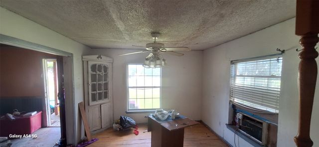 510 S Pecan Street, Bells, TX 75414