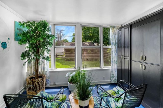 1556 Bertch Avenue, Waterloo, IA 50702