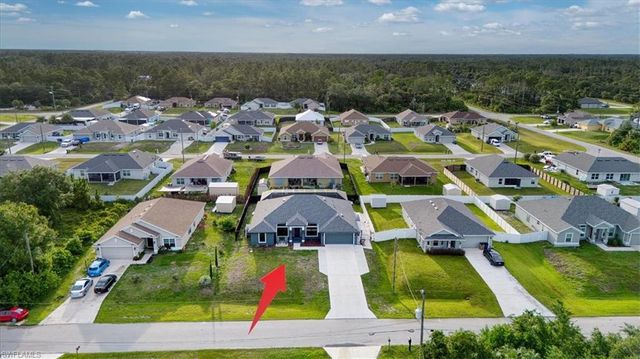 1951 Wescott AVE, Lehigh Acres, FL 33972