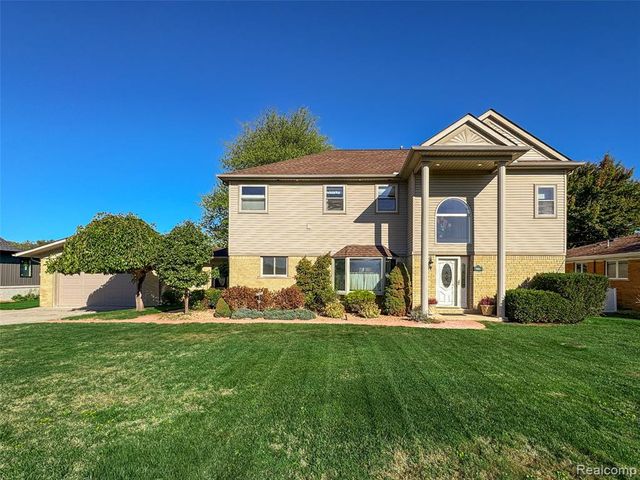 7214 Cardinal Street, Clay, MI 48001
