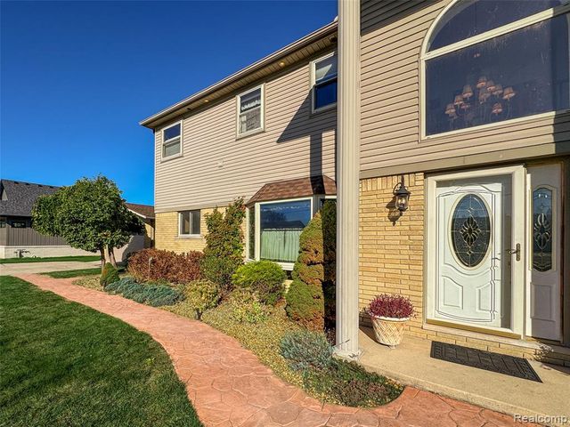 7214 Cardinal Street, Clay, MI 48001