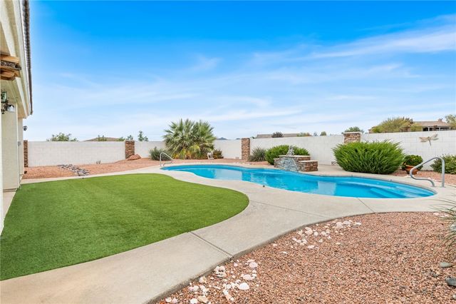 3263 Summit Drive, Kingman, AZ 86401