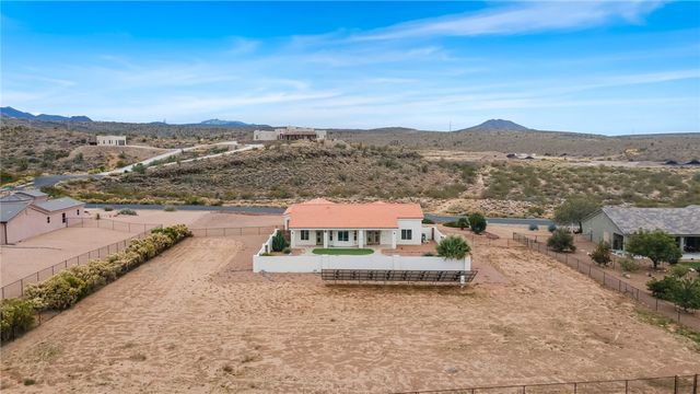 3263 Summit Drive, Kingman, AZ 86401