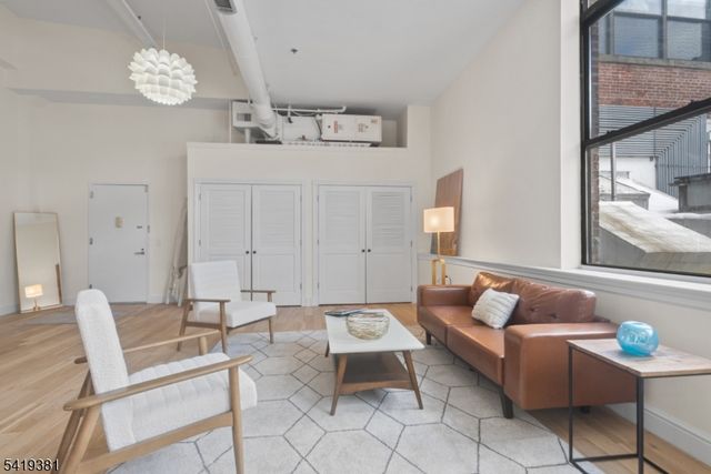 300 Communipaw Ave 154, Jersey City, NJ 07304