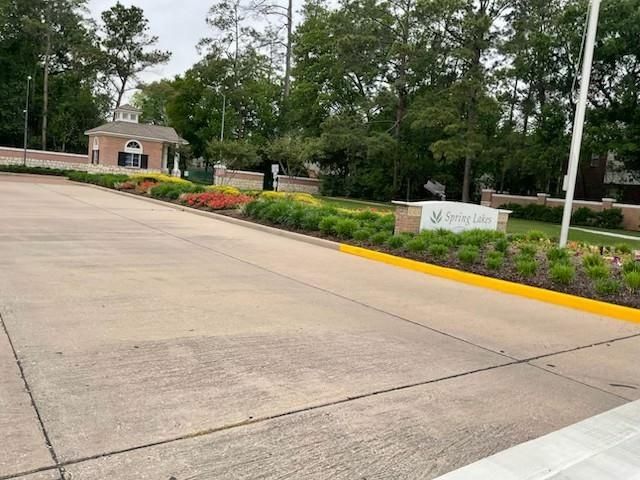 25707 White Springs Court, Spring, TX 77373