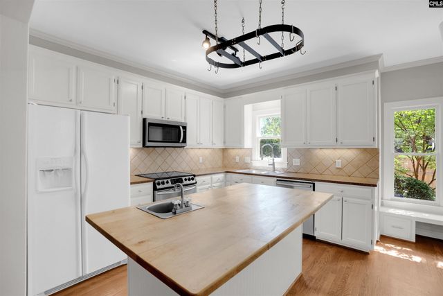 17 Old Woodlands Court, Columbia, SC 29209