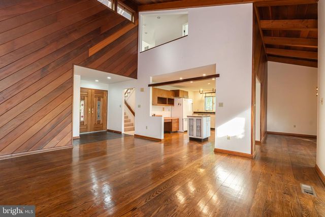 1223 STEAMBOAT RUN RD, Shepherdstown, WV 25443