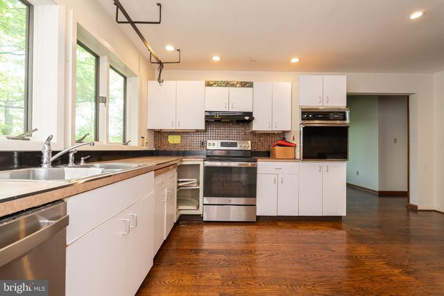 1223 STEAMBOAT RUN RD, Shepherdstown, WV 25443